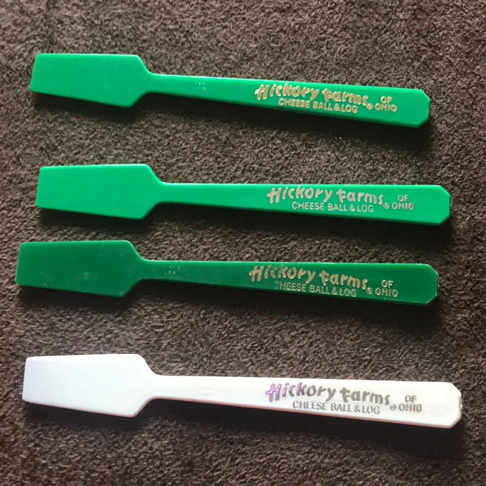 Vintage Hickory Farms of Ohio Cheese Ball & Log Mini Plastic 5” Green Spatulas